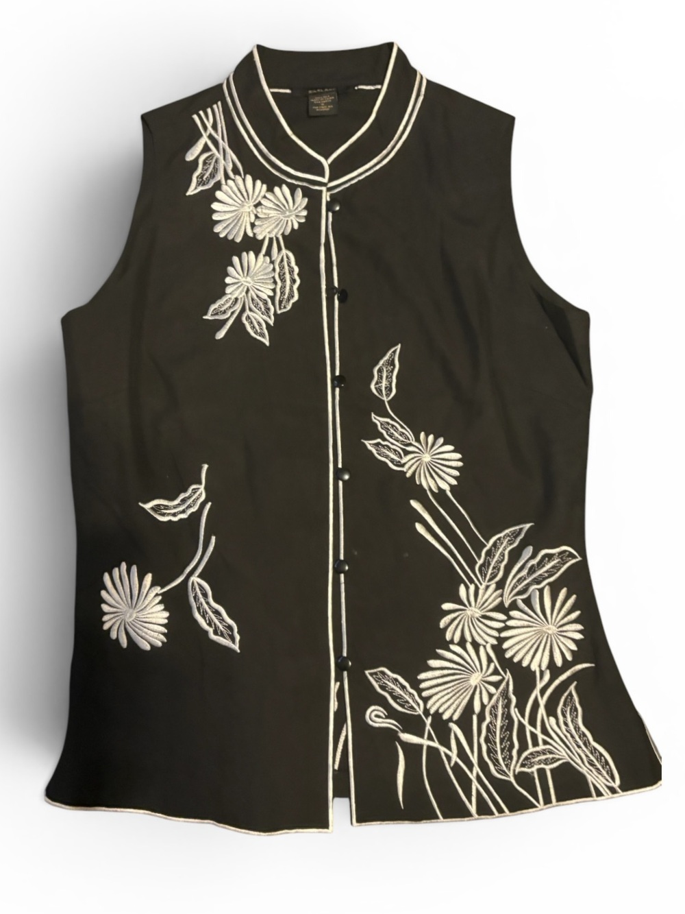 SilkLand Black Top with White Trim